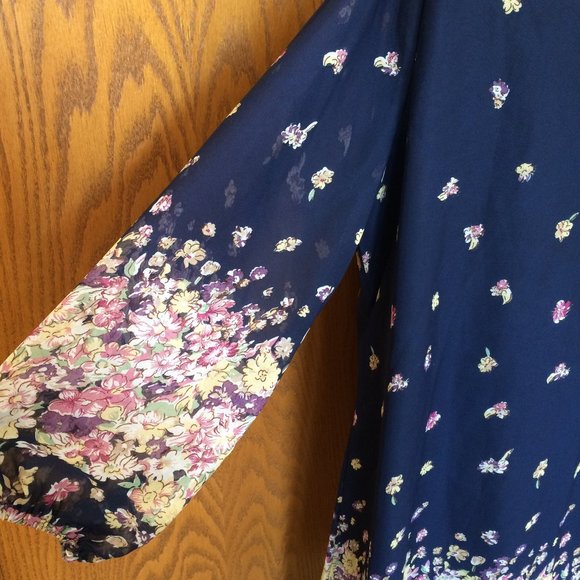 DJT Floral Dress NWOT Size M with  3/4 sleeve - Picture 3 of 12